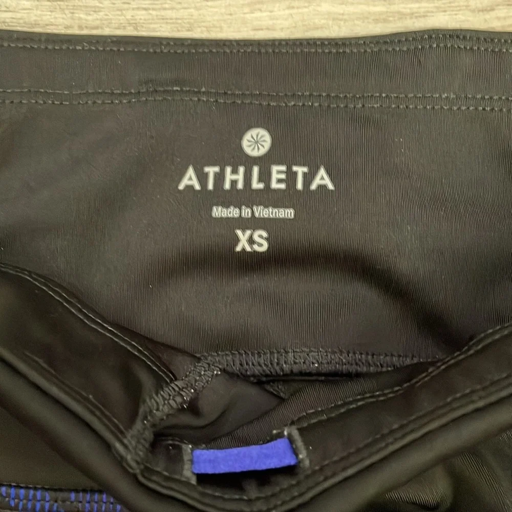 Athleta Black with Red, White & Blue Stripes Cropped Leggings Size XS